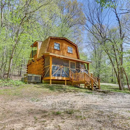 Comfy Taswell Cabin Rental - Community Amenities!